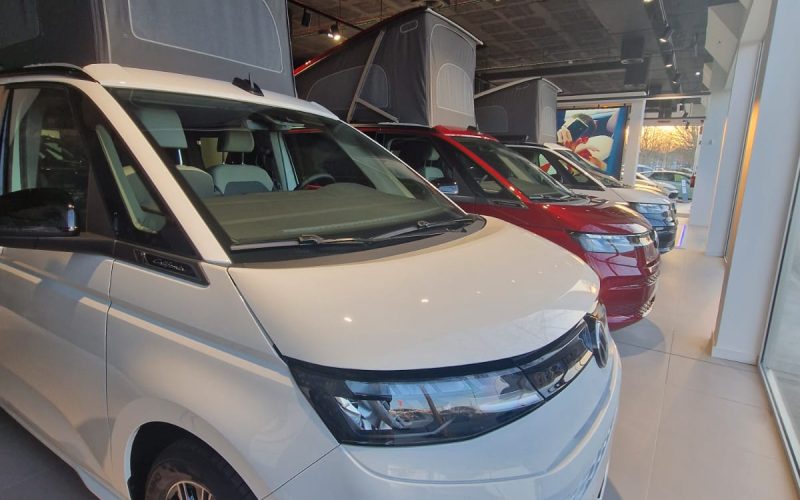 California-T7-showroorm-Beach-ocean-bicolore